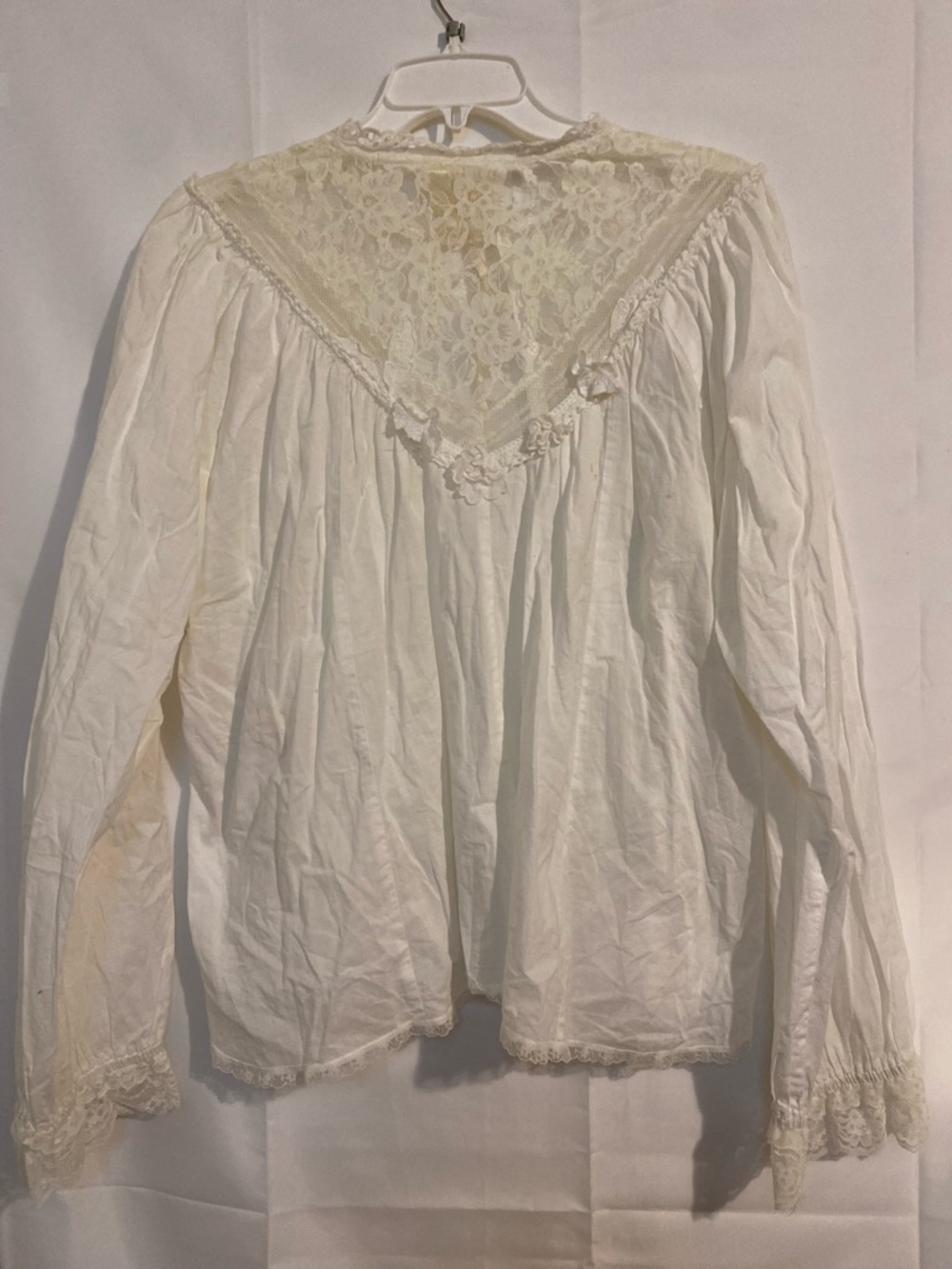 Women’s Victoria's Secret White Lace Yoke Peasant Blouse (Sleep) - Picture 5 of 8